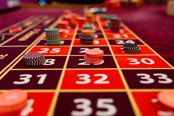 Bali Vacation bonus round triggered with free spins and tropical theme animation